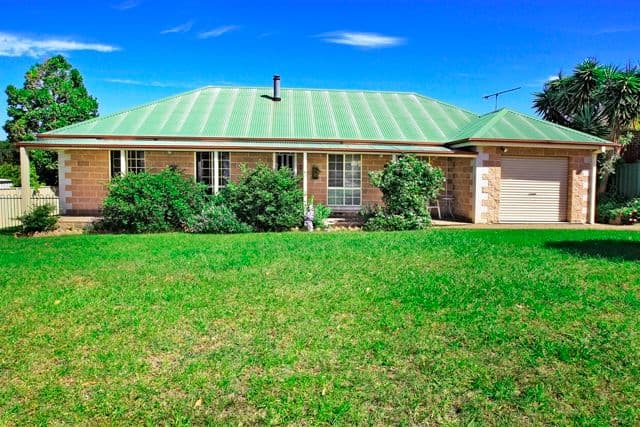 24 Socrates Place, WORRIGEE NSW 2540, Worrigee - Image 1