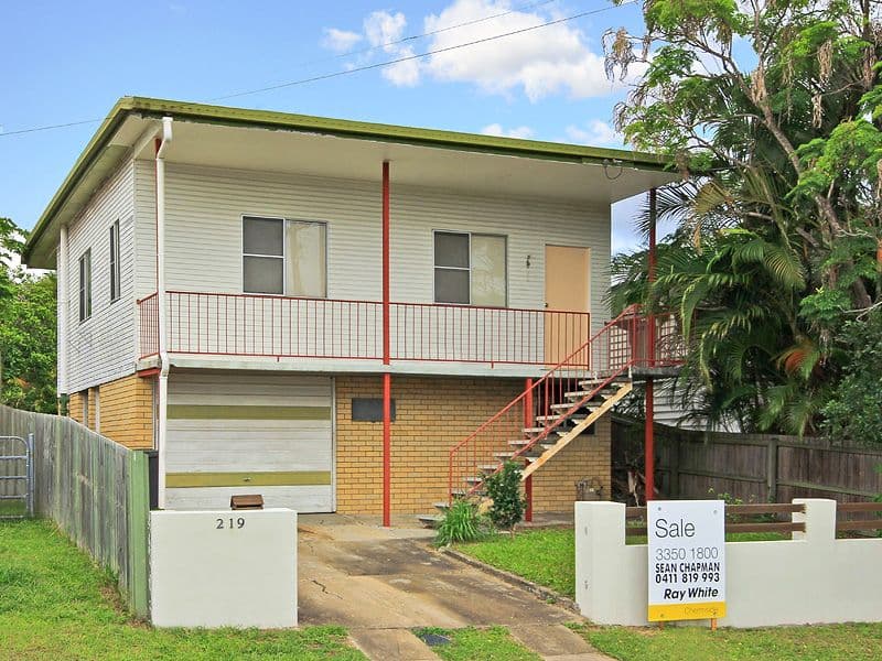 219 Hudson Road, WOOLOOWIN QLD 4030, Wooloowin - Image 1