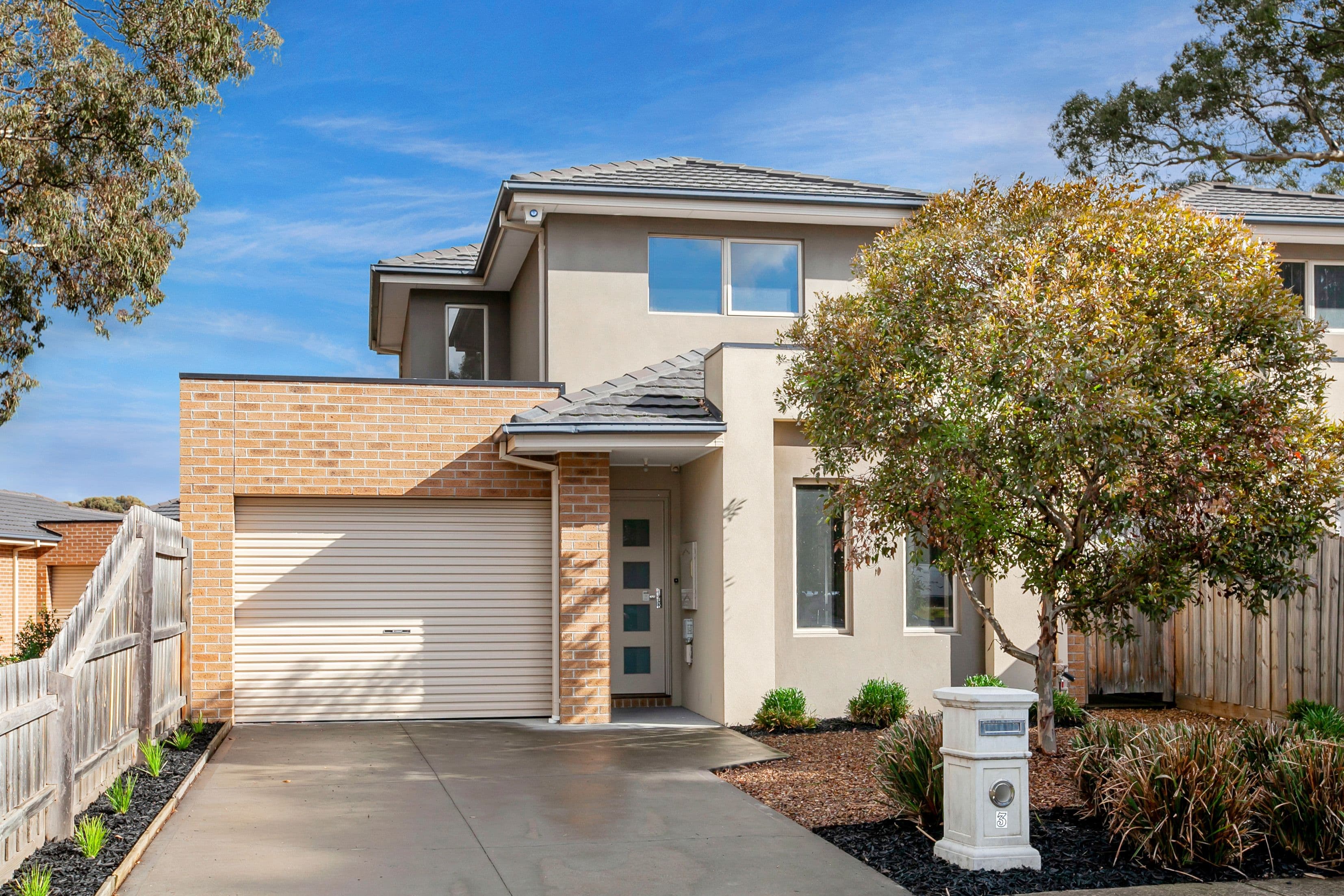 2/33 Sea Prince Circuit, CLINTON QLD 4680, Clinton - Image 1