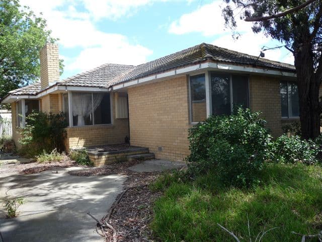 12 Kingswood Drive, CRAIGIEBURN VIC 3064, Craigieburn - Image 1