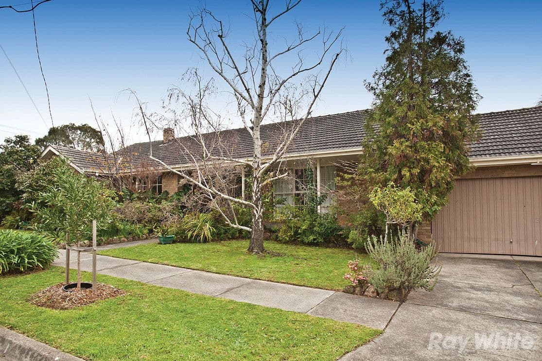 9 Stableford Avenue, GLEN WAVERLEY VIC 3150, Glen Waverley - Image 1