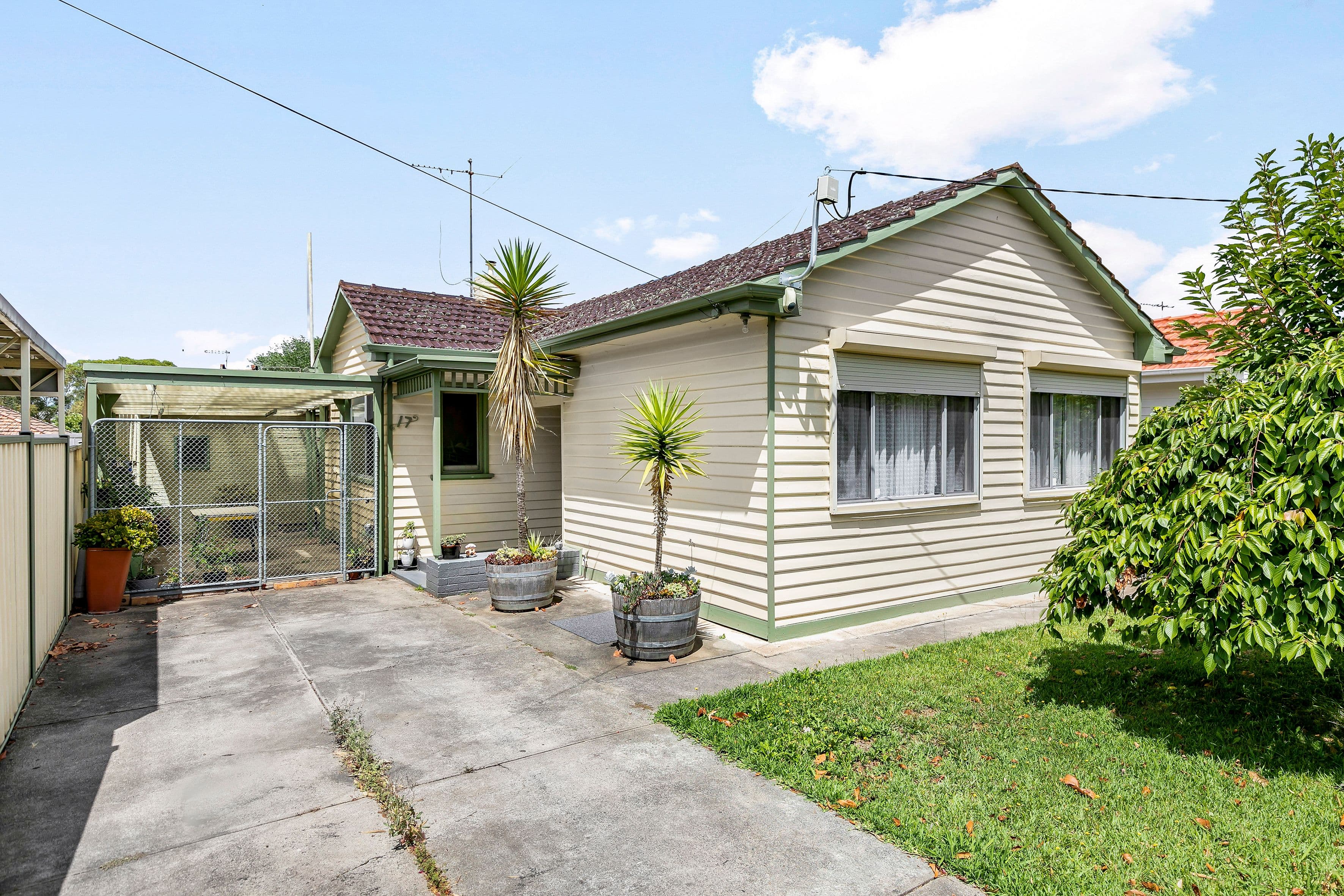 17 Kingsford Avenue, Coburg North VIC 3058, Coburg North - Image 1