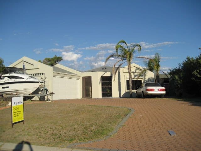 6 Peron Place, SAN REMO WA 6210, San Remo - Image 1