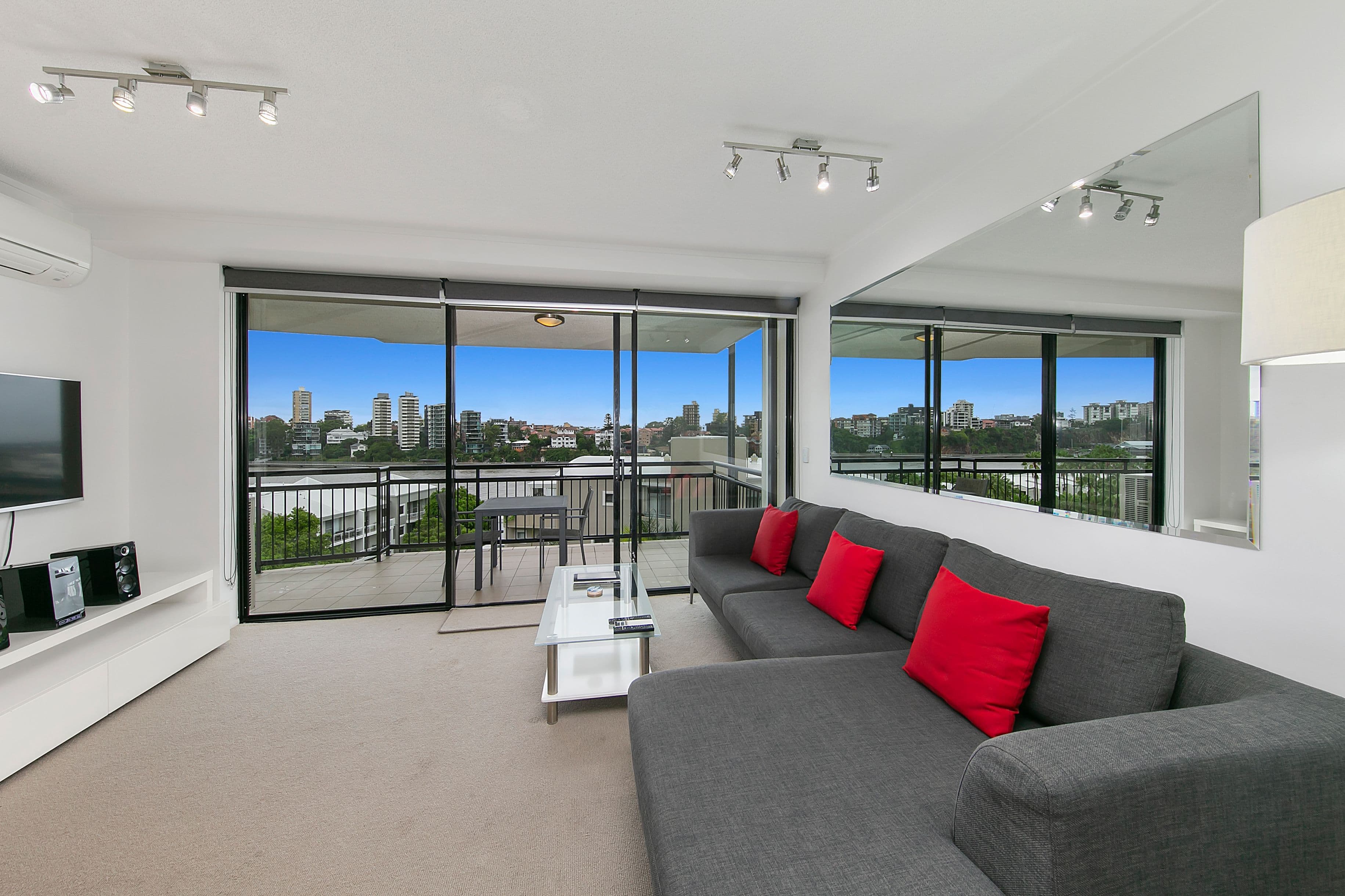 15 Goodwin Street, Kangaroo Point QLD 4169, Kangaroo Point - Image 1