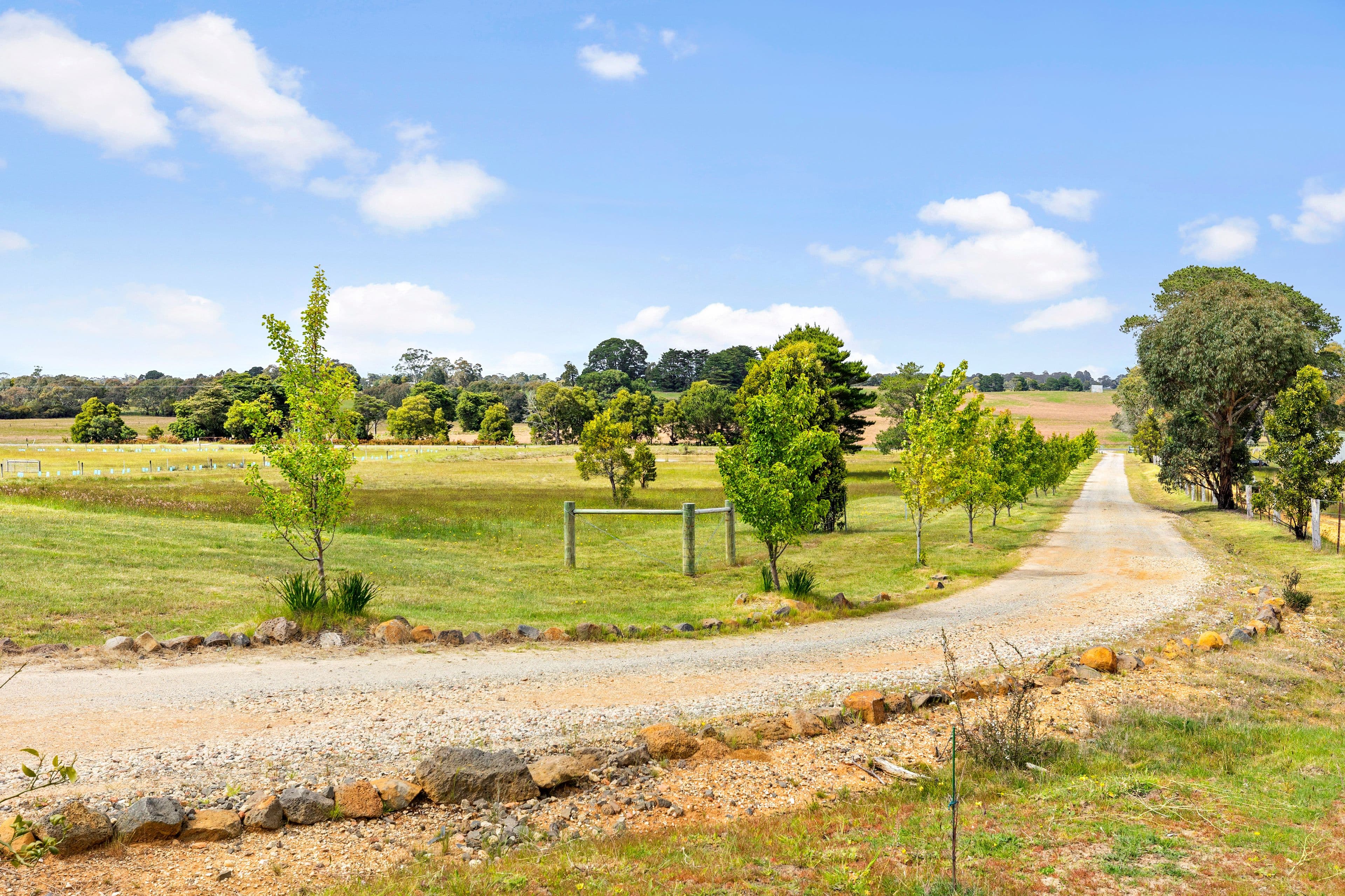 571 Sebastopol - Smythesdale Road, Ross Creek VIC 3351, Ross Creek - Image 1
