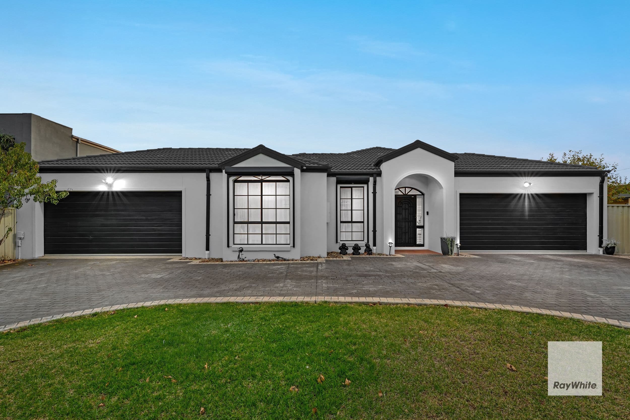 5 Wales Court, Hillside VIC 3037, Hillside - Image 1