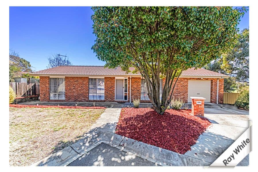 19 Revell Close, Gordon ACT 2906, Gordon - Image 1