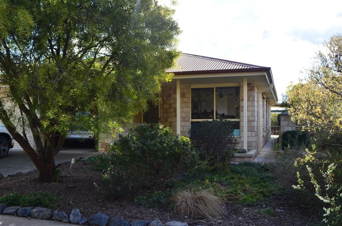 5 Killara Crescent, Tumut - Image 1