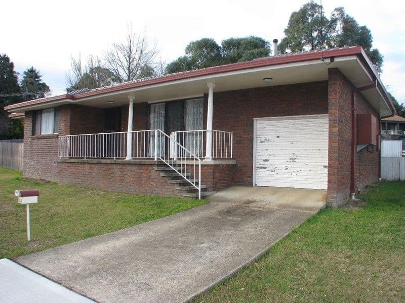 35 Glass Street, ARMIDALE NSW 2350, Armidale - Image 1