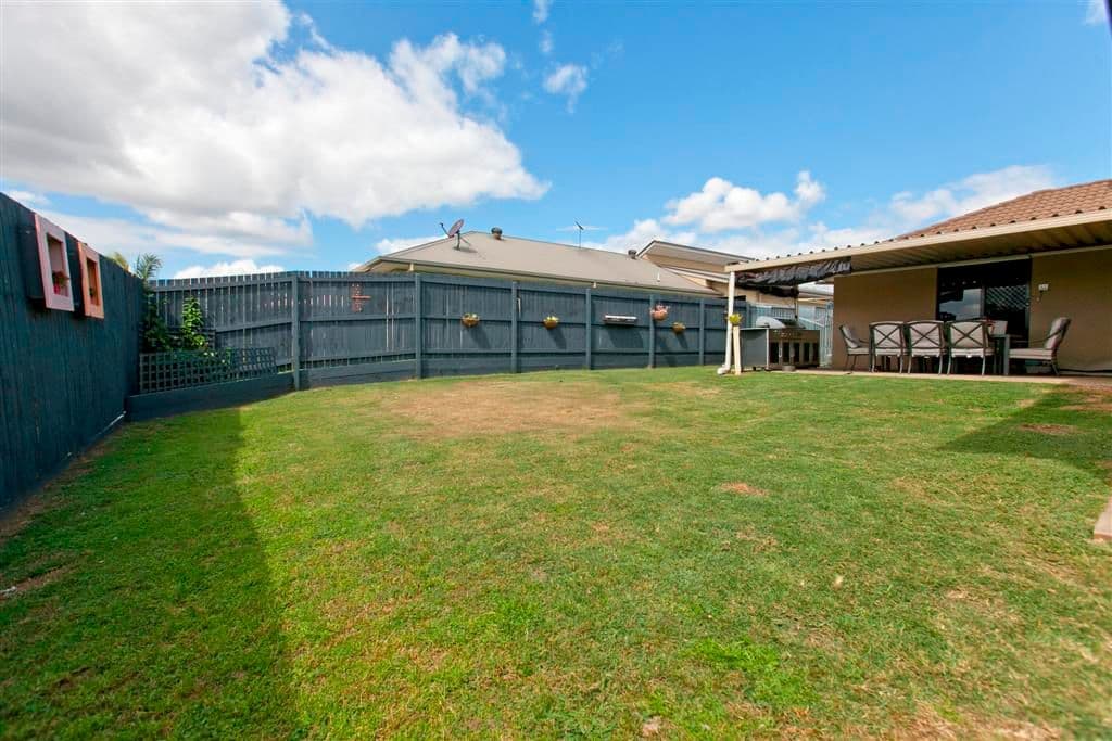 7 Webcke Avenue, CRESTMEAD QLD 4132, Crestmead - Image 1