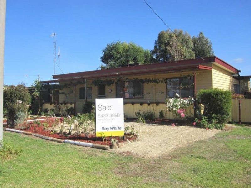16 McMahon Street, HEATHCOTE VIC 3523, Heathcote - Image 1