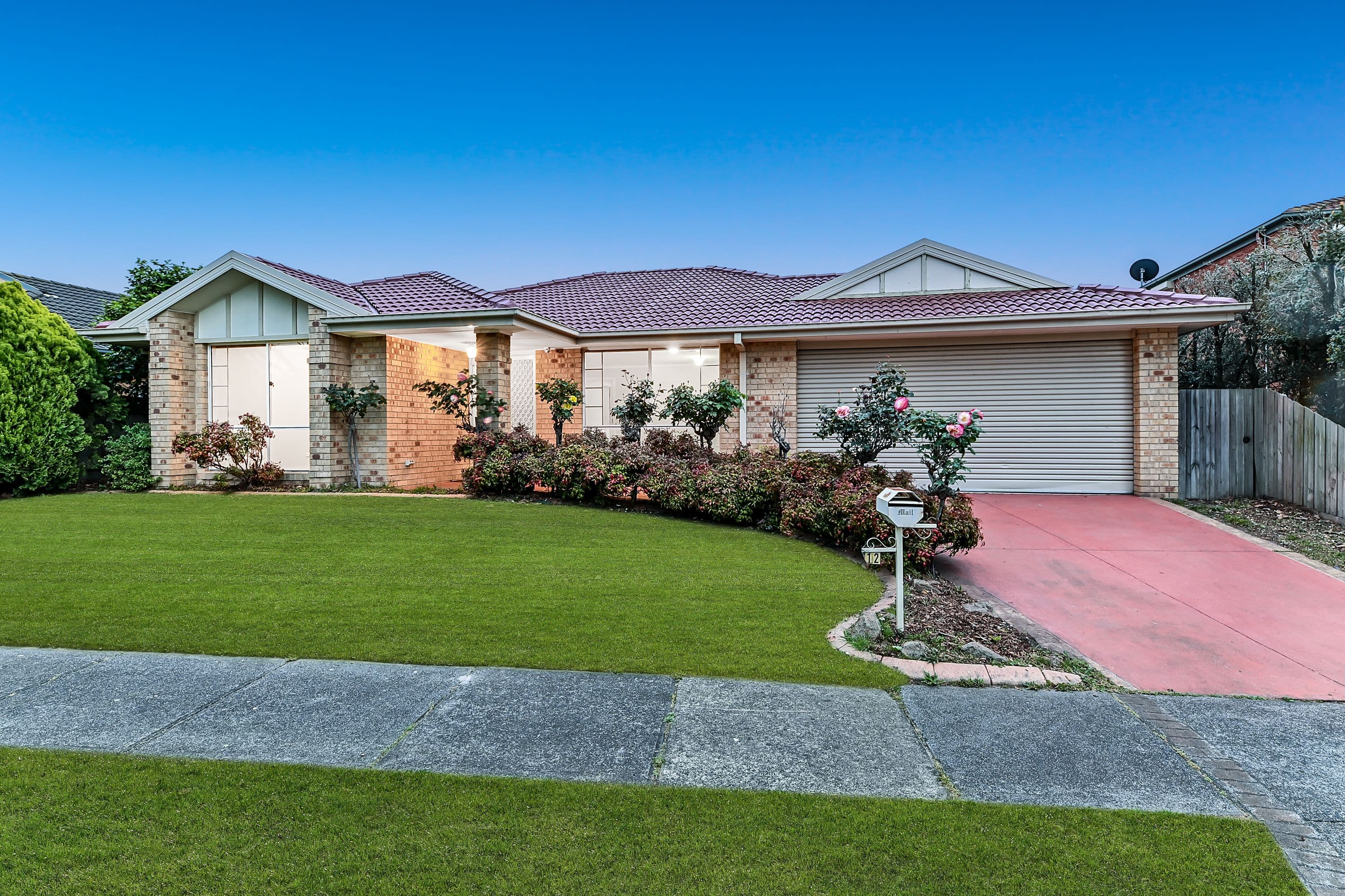 12 Castleridge Court, Narre Warren South VIC 3805, Narre Warren South - Image 1