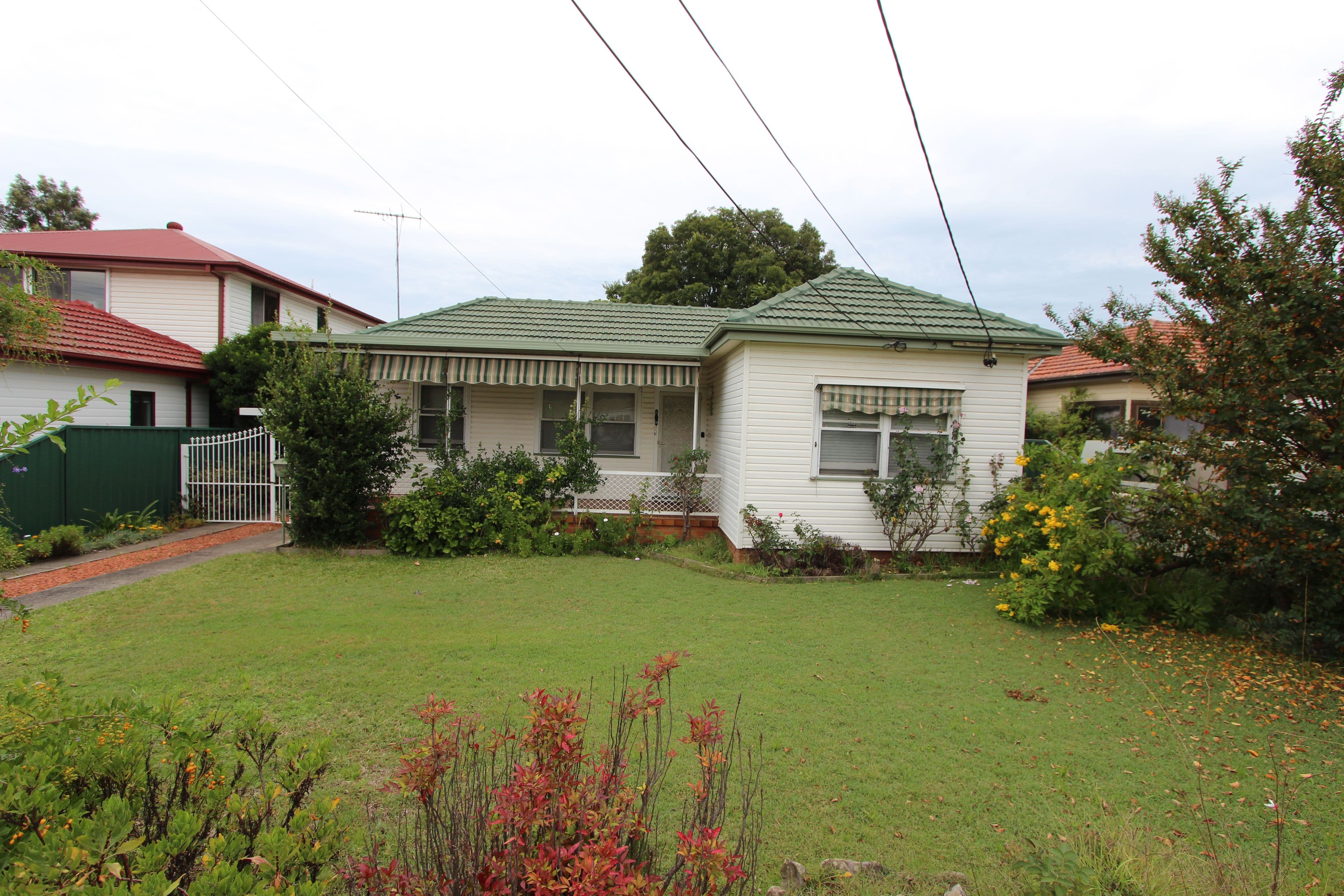 17 STANBROOK Street, Fairfield Heights NSW 2165, Fairfield Heights - Image 1