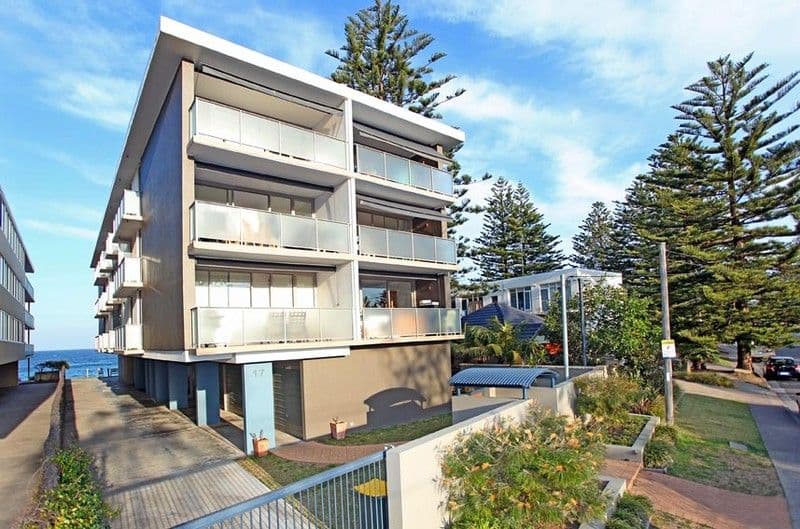 17 Surfview Road, MONA VALE NSW 2103, Mona Vale - Image 1