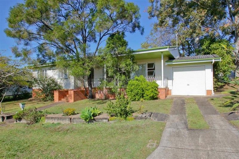11 Scholfield Street, HOLLAND PARK WEST QLD 4121, Holland Park West - Image 1