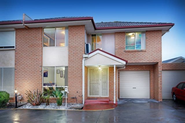 19 Elinda Place, Reservoir VIC 3073, Reservoir - Image 1