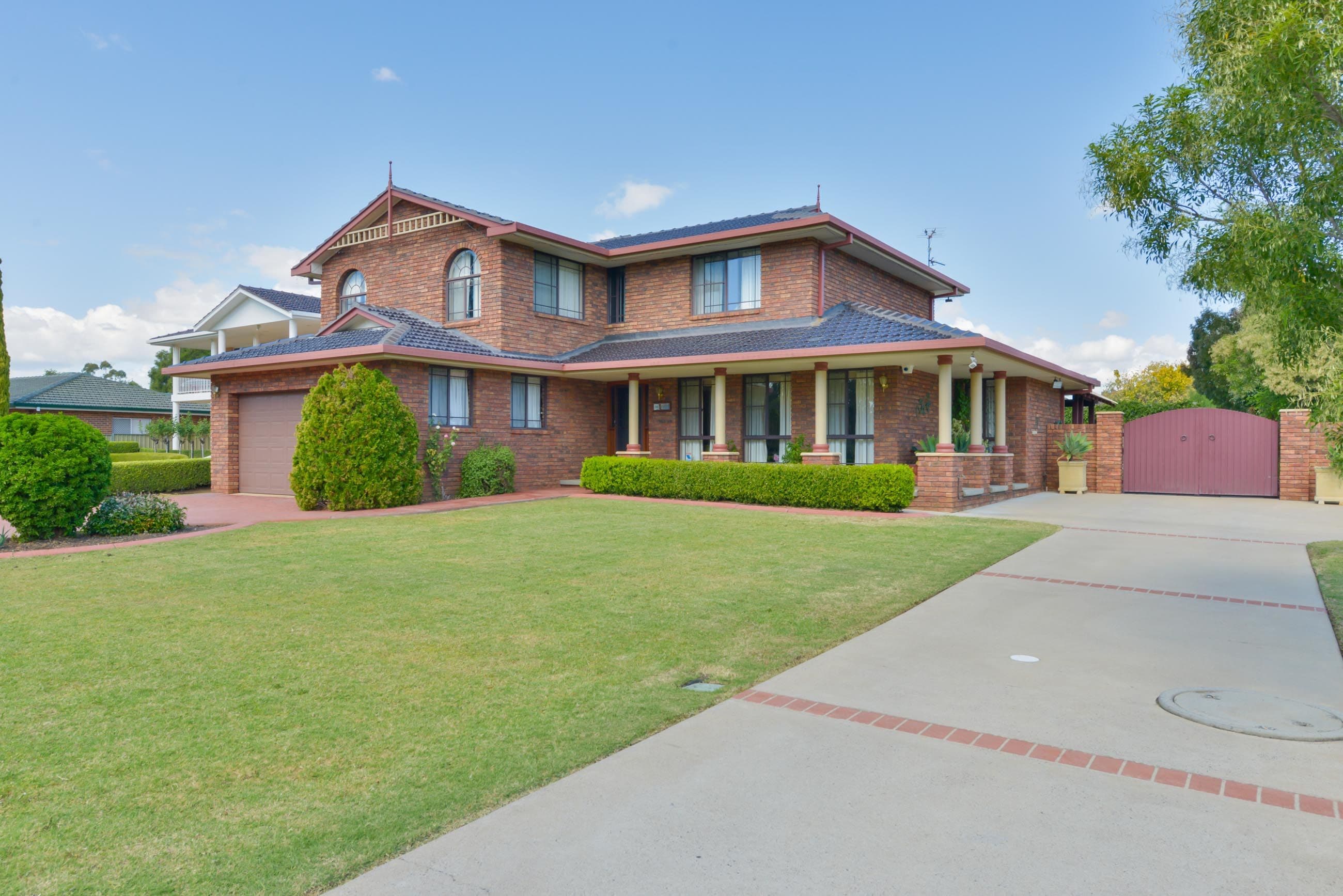 84 Kent Street, Tamworth NSW 2340, Tamworth - Image 1