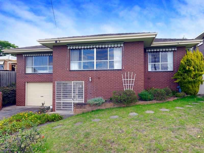 2 Fernhill Drive, HIGHTON VIC 3216, Highton - Image 1