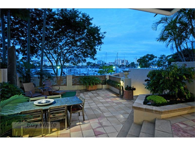 42 Ferry Street, KANGAROO POINT QLD 4169, Kangaroo Point - Image 1