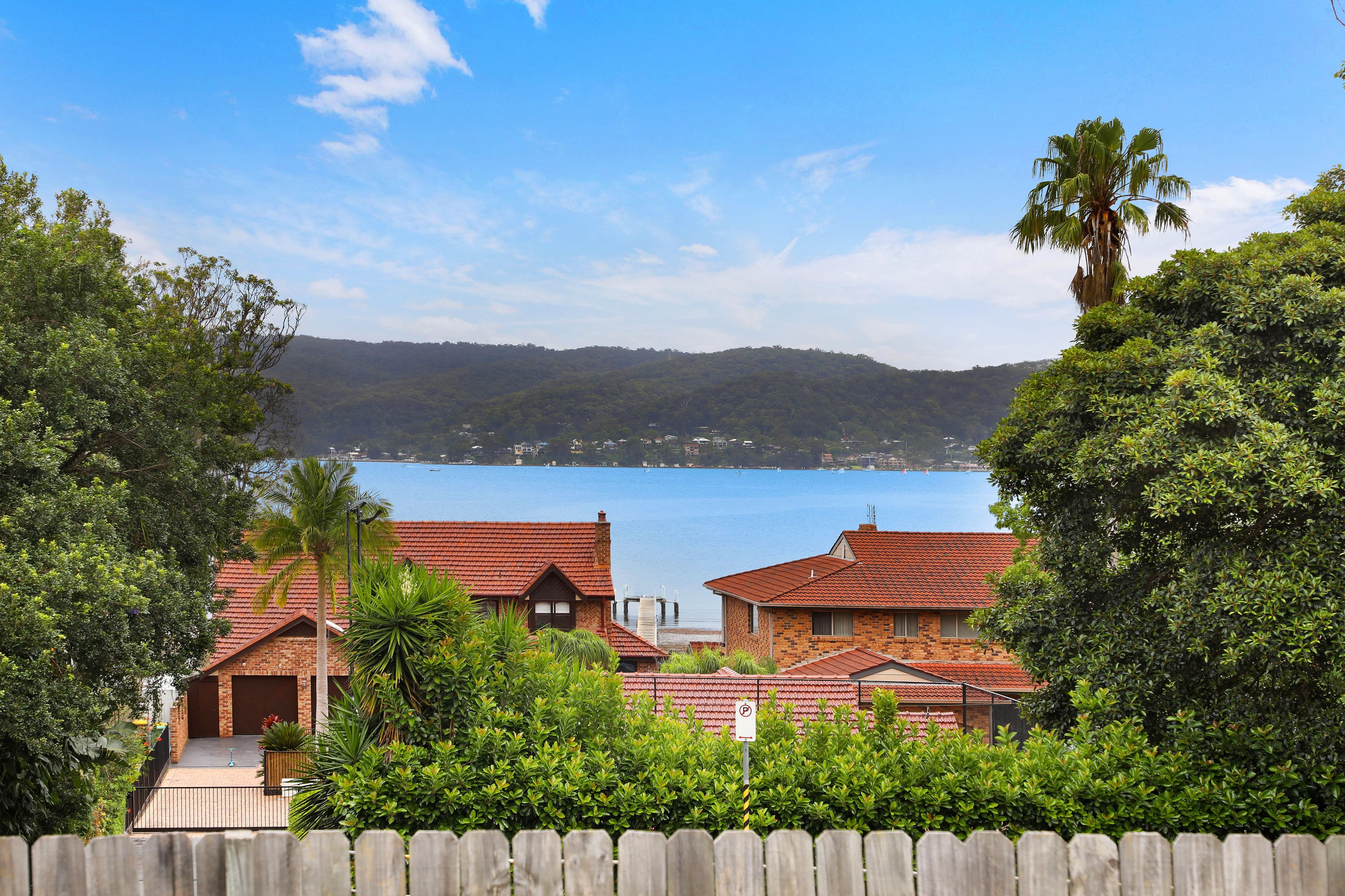 8 Cudgee Close, Green Point NSW 2251, Green Point - Image 1