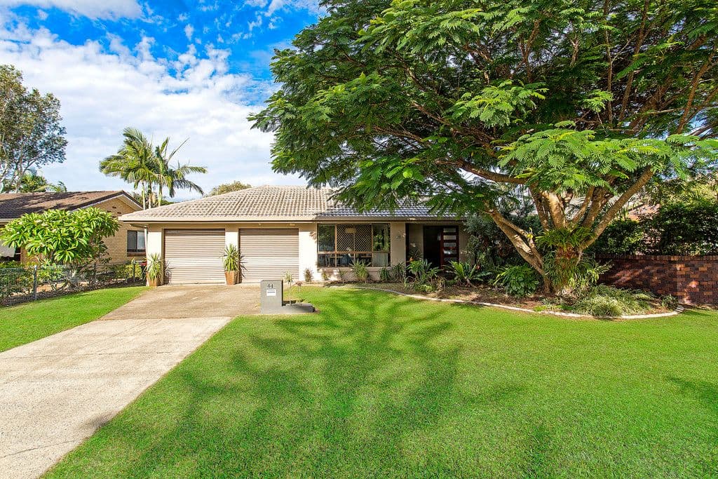 44 Riviera Avenue, TWEED HEADS WEST NSW 2485, Tweed Heads West - Image 1