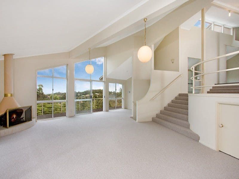 15-17 Buckingham Way, ELANORA QLD 4221, Elanora - Image 1