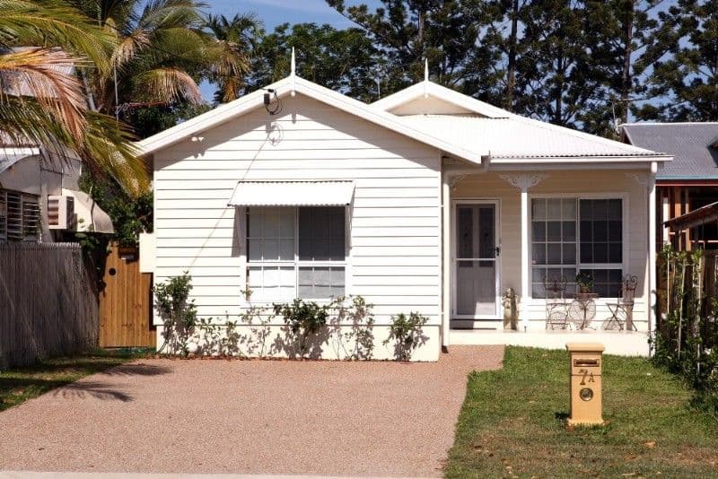 7 Edwards Street, WEST END QLD 4810, West End - Image 1
