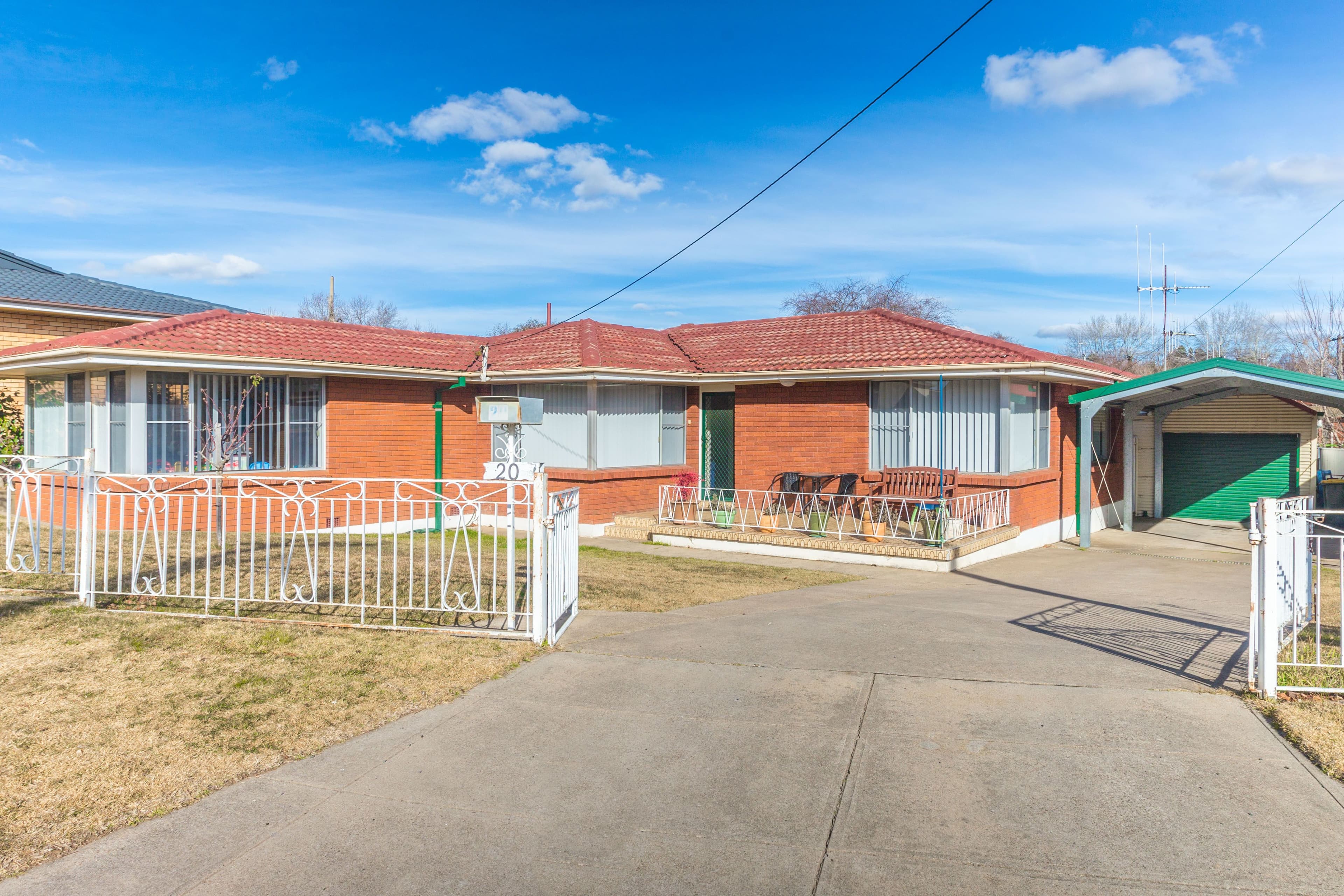 20 Icely Road, Orange - Image 1
