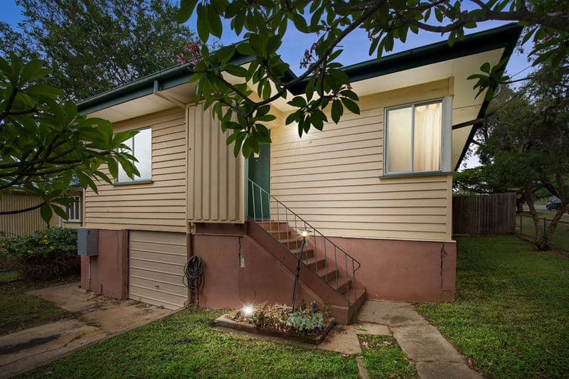 32 Brennan Street, Stafford - Image 1