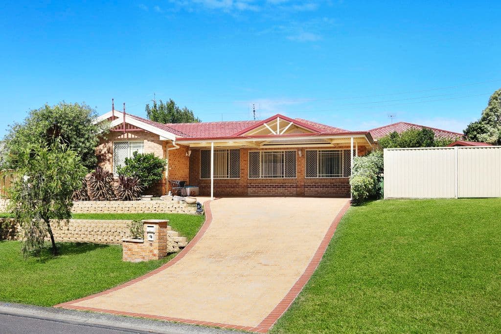 15 Ridgewood Drive, Woongarrah - Image 1