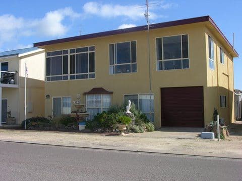 83 Sunrise Drive, ARNO BAY SA 5603, Arno Bay - Image 1