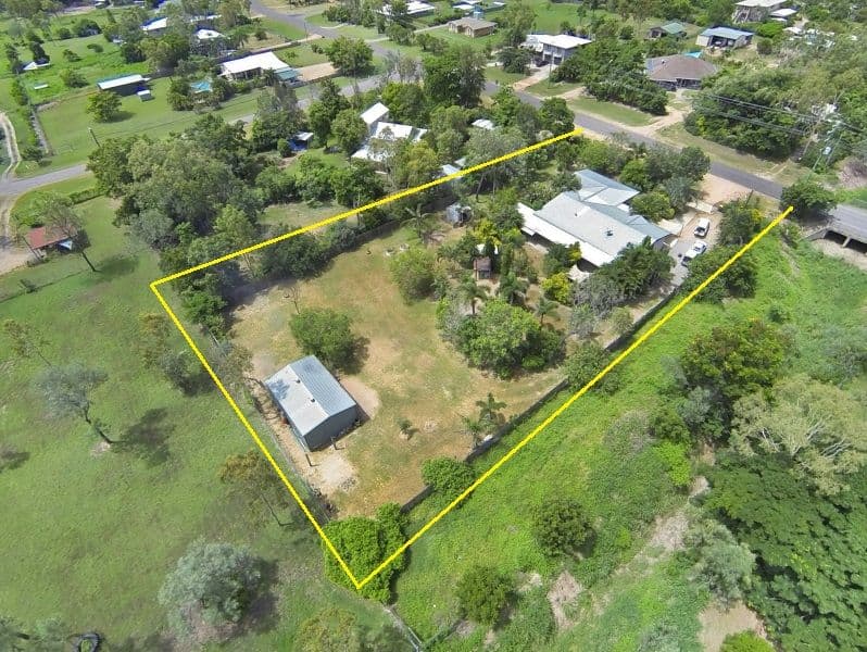 9 Shetland Place, KELSO QLD 4815, Kelso - Image 1