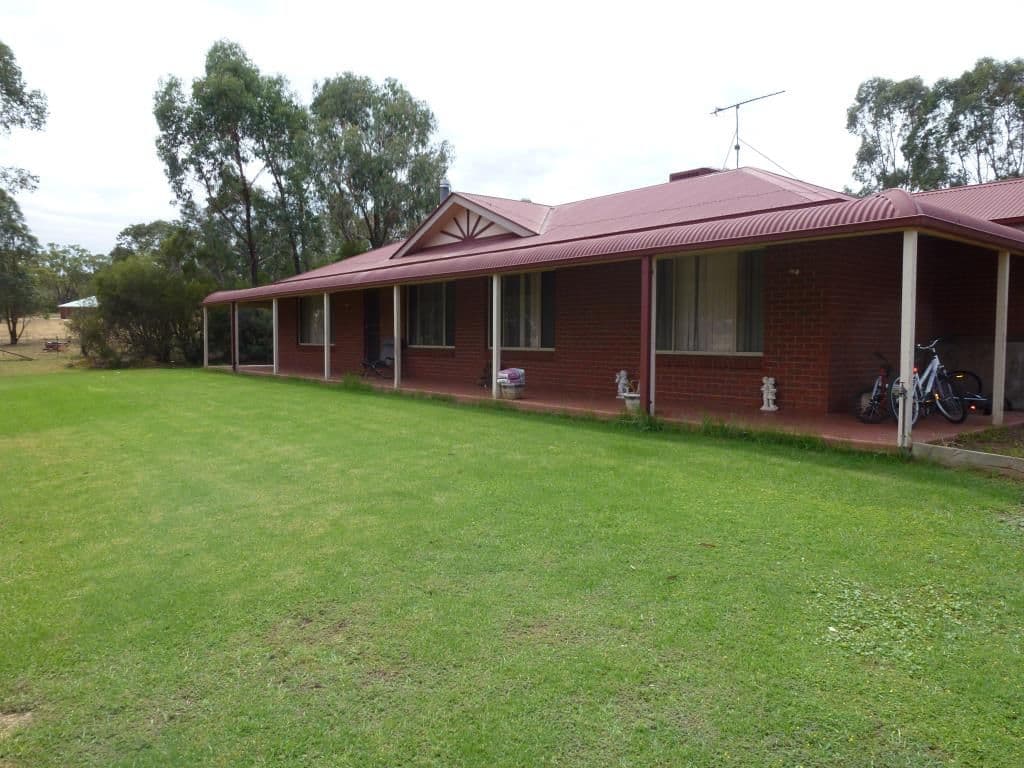 54 Heatherbrae Road, Geurie - Image 1