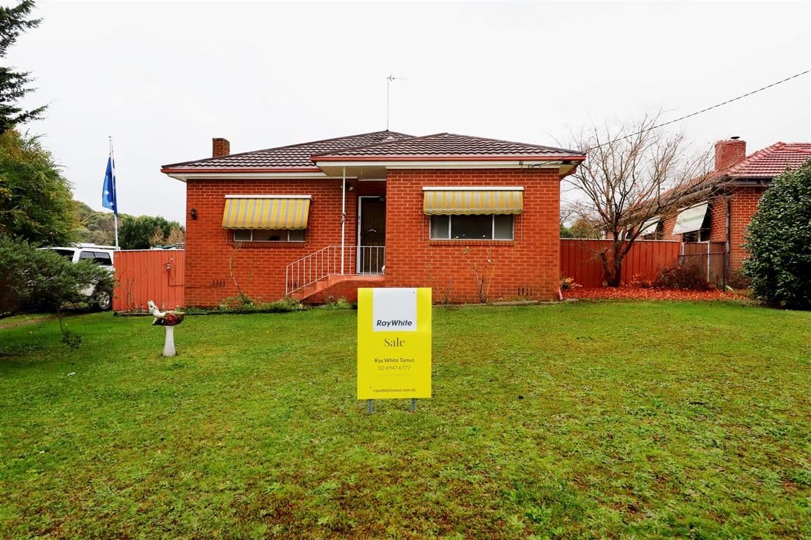 13 Kurrajong Avenue, Batlow NSW 2730, Batlow - Image 1