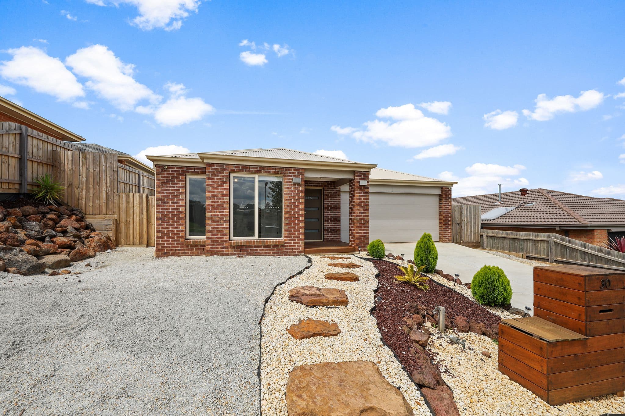 30 Buscombe Crescent, Drouin VIC 3818, Drouin - Image 1