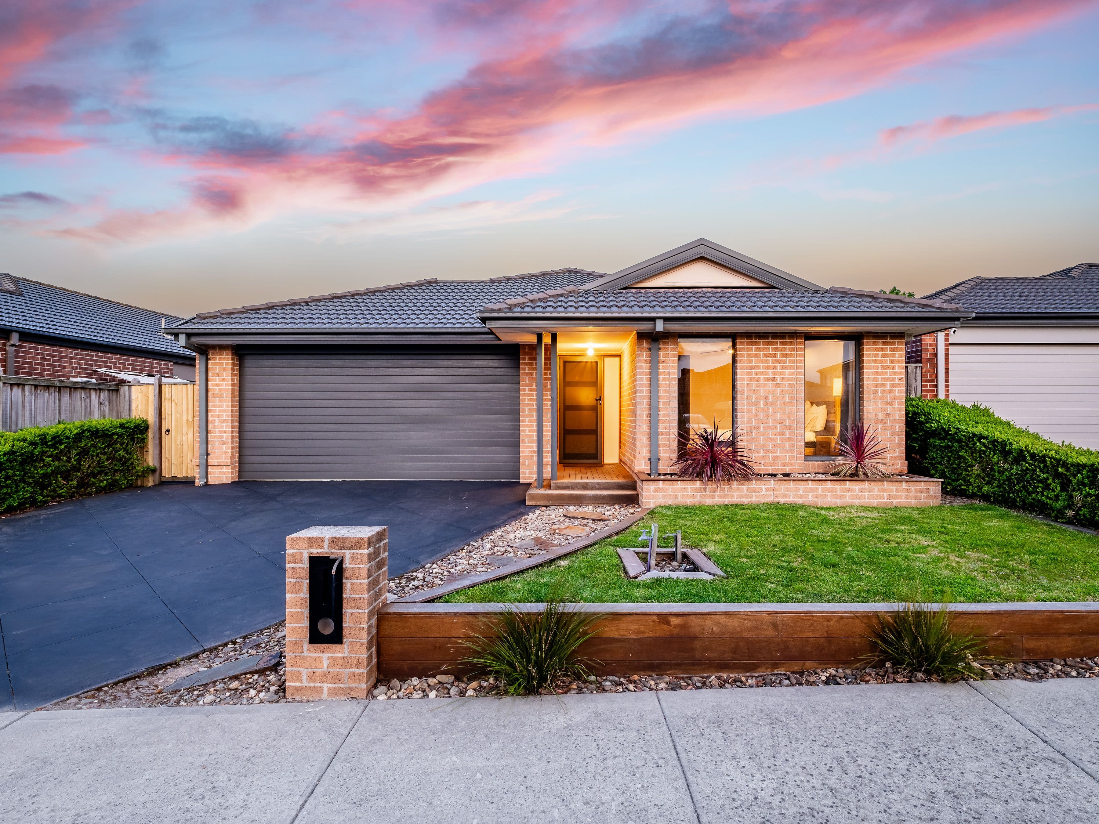 7 Merritt Avenue, Cranbourne West VIC 3977, Cranbourne West - Image 1