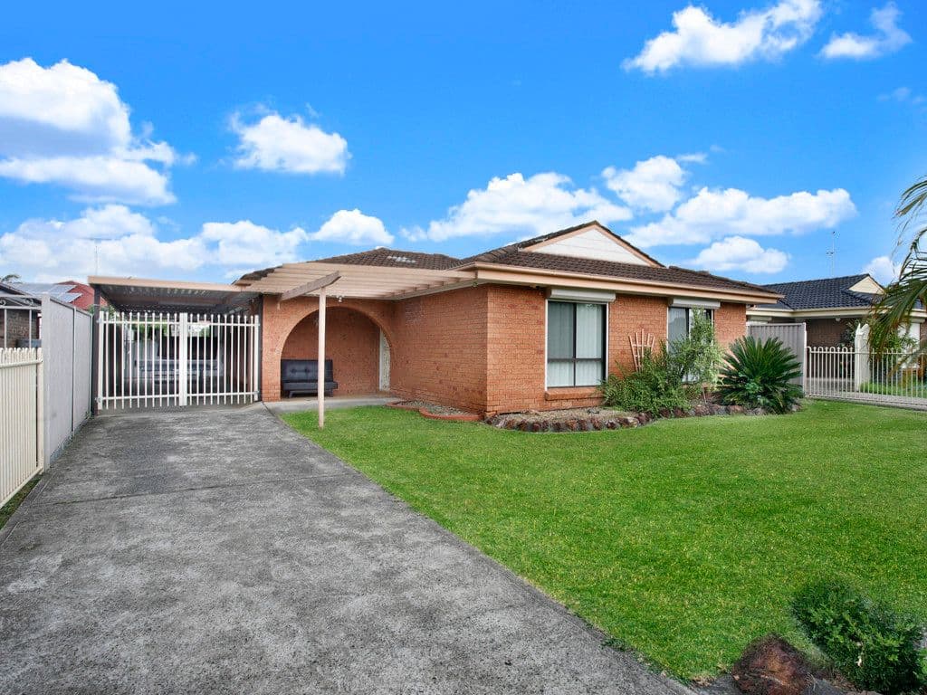 36 Pleasant Street, Bossley Park - Image 1