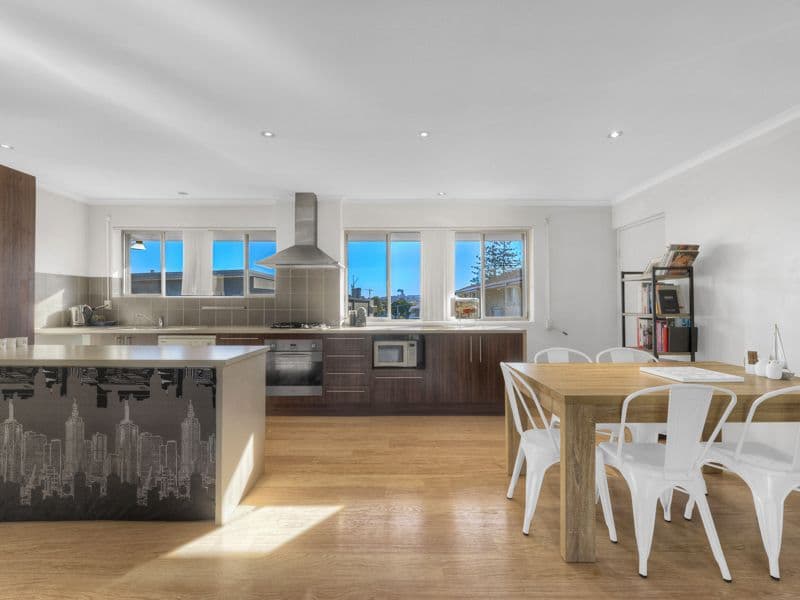 15 Wambool Street, Bulimba QLD 4171, Bulimba - Image 1