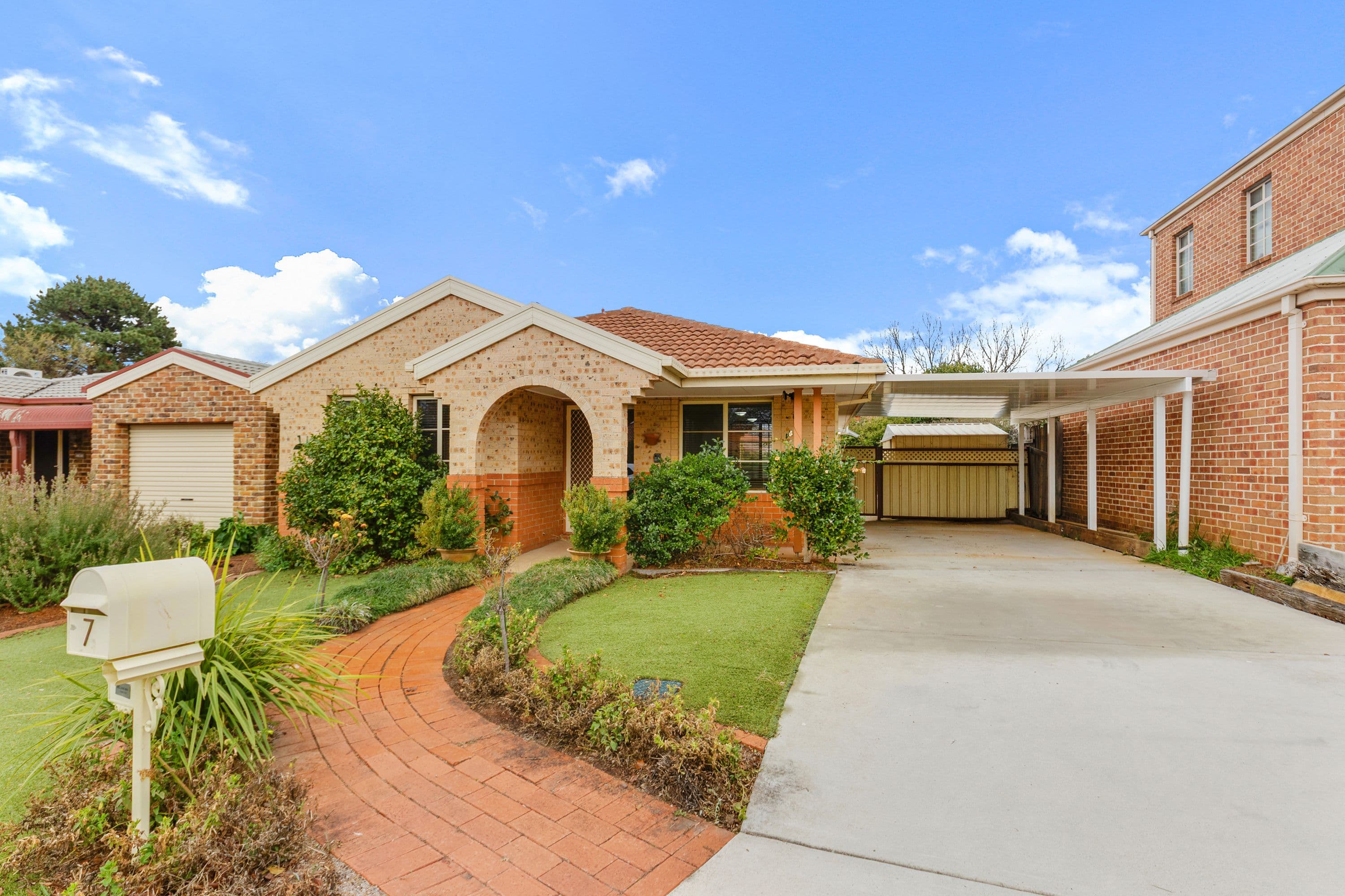 7 Mcilwraith Close, Holt ACT 2615, Holt - Image 1