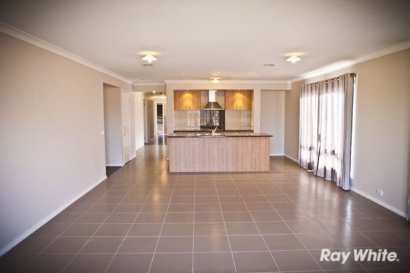 26 Belvedere Crescent, PAKENHAM VIC 3810, Pakenham - Image 1