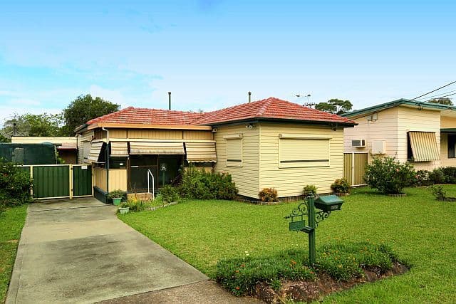 35 Angus Crescent, YAGOONA NSW 2199, Yagoona - Image 1
