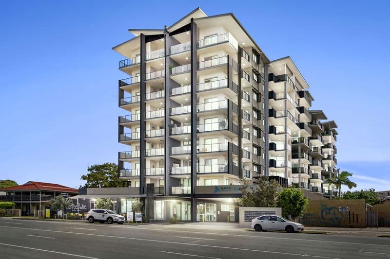 80 Hornibrook Esplanade, Clontarf - Image 1
