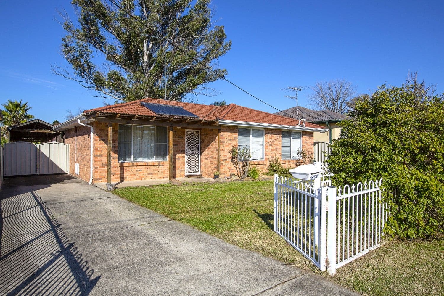 124 Victoria Street, Kingswood - Image 1
