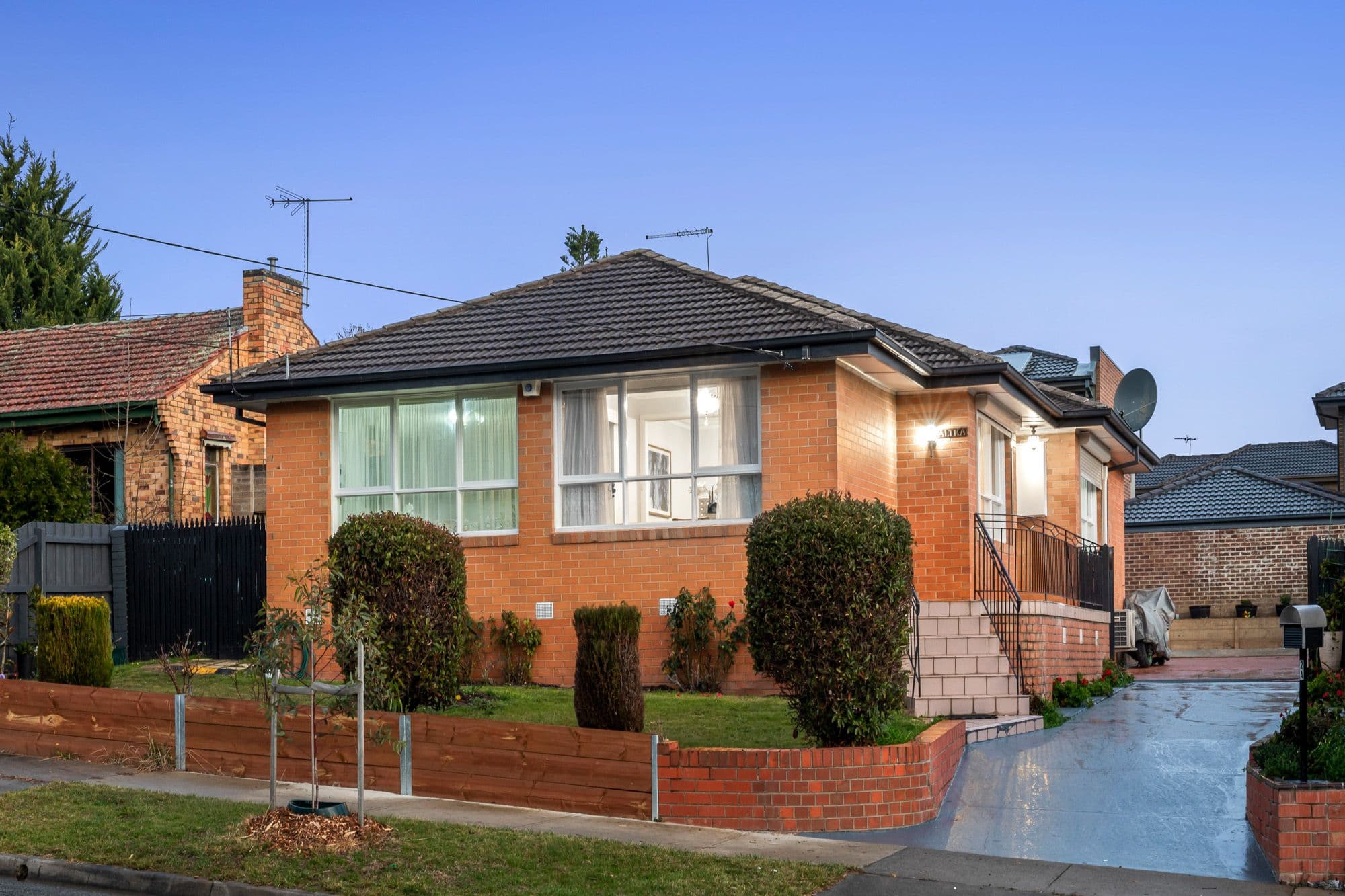 2A Farleigh Avenue, Burwood VIC 3125, Burwood - Image 1