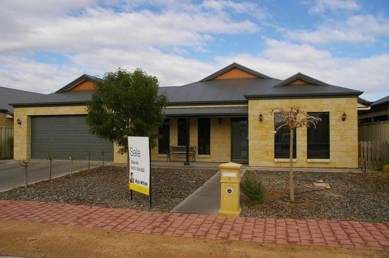 7 Dedes Drive, RENMARK SA 5341, Renmark - Image 1
