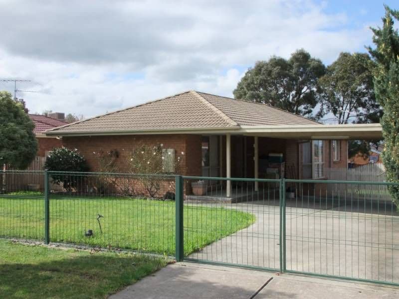 6 Damien Court, PAKENHAM VIC 3810, Pakenham - Image 1