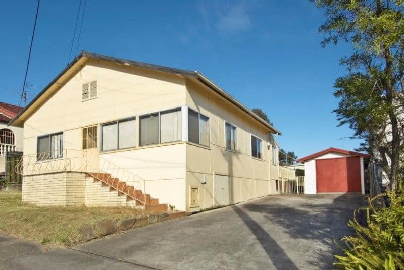 10 Southerly Street, Mermaid Waters, QLD, 4218, Mermaid Waters - Image 1