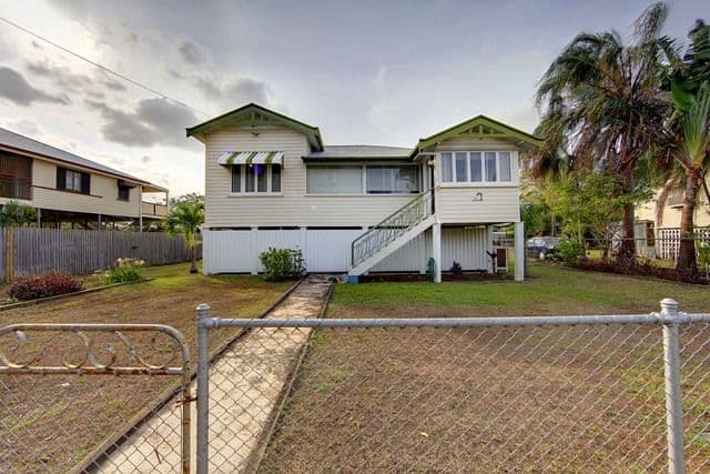 38 Carmody Street, HERMIT PARK QLD 4812, Hermit Park - Image 1