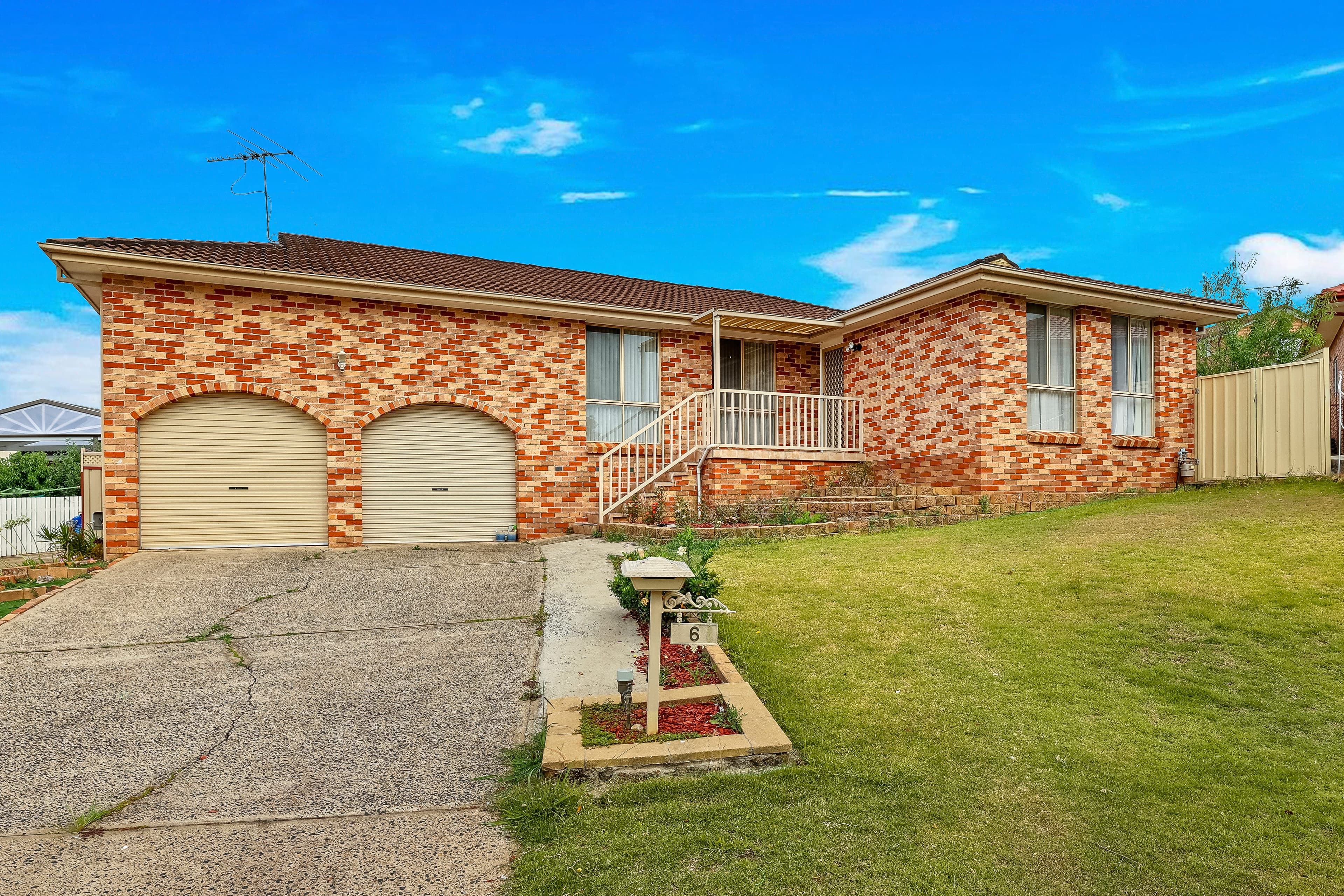6 Back Close, Kearns NSW 2558, Kearns - Image 1