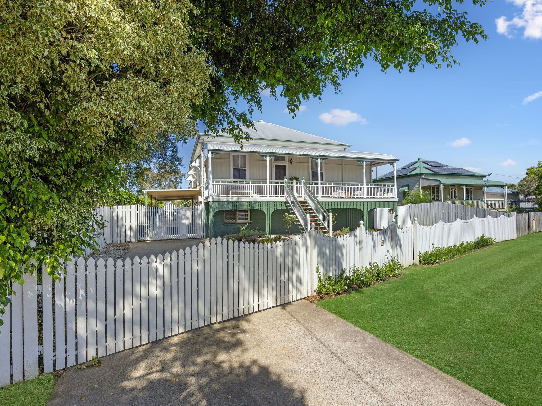 18 Alice Street, Silkstone QLD 4304, Silkstone - Image 1